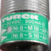 Turck Induktiver Sensor NI8-M18-AP6X NOV