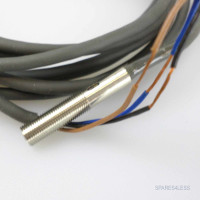 Omron Näherungsschalter E2E-X1C2 2M 20705K OVP