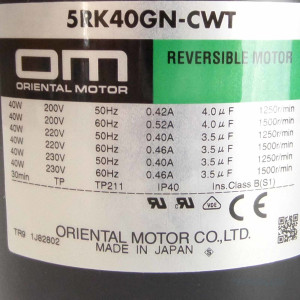 ORIENTAL MOTOR Reversible Motor 5RK40GN-CWT OVP