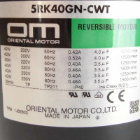 ORIENTAL MOTOR Reversible Motor 5RK40GN-CWT OVP