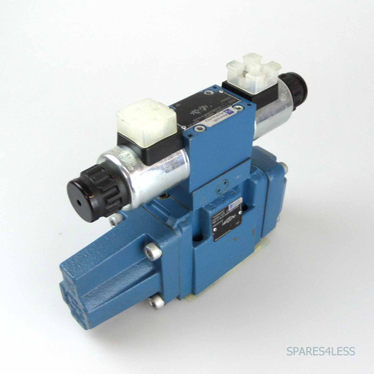 Rexroth Wegeventil 4WRZ 10 W8-50-70/6EG24N9ETK4/D3M / 3DREP 