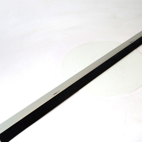 Mink Leistenbürste STL2000 1000x75x8,7mm schwarz/glatt (8Stk.) NOV