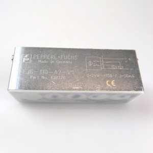 Pepperl+Fuchs Induktiver Sensor FJ6-110-A2-V1 Y38326 GEB