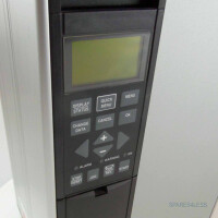 Danfoss Frequenzumrichter VLT5000 VLT5001PT5C20STR3DLF00A00 GEB