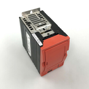 SEW EURODRIVE Frequenzumrichter Movitrac 31C007-503-4-00 8260796 GEB