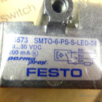 Festo Näherungsschalter SMTO-6-PS-S-LED-24 35573 OVP