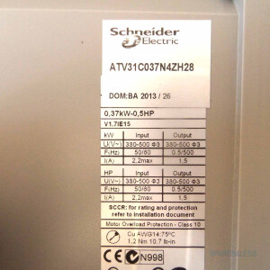 Schneider Frequenzumrichter Altivar 31 ATV31C037N4ZH28 058772 OVP