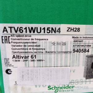 Schneider Electric Frequenzumrichter ALTIVAR 61 ATV61WU15N4ZH28 940584 OVP