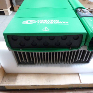 CONTROL TECHNIQUES Unidrive UNI 4404 90kW OVP