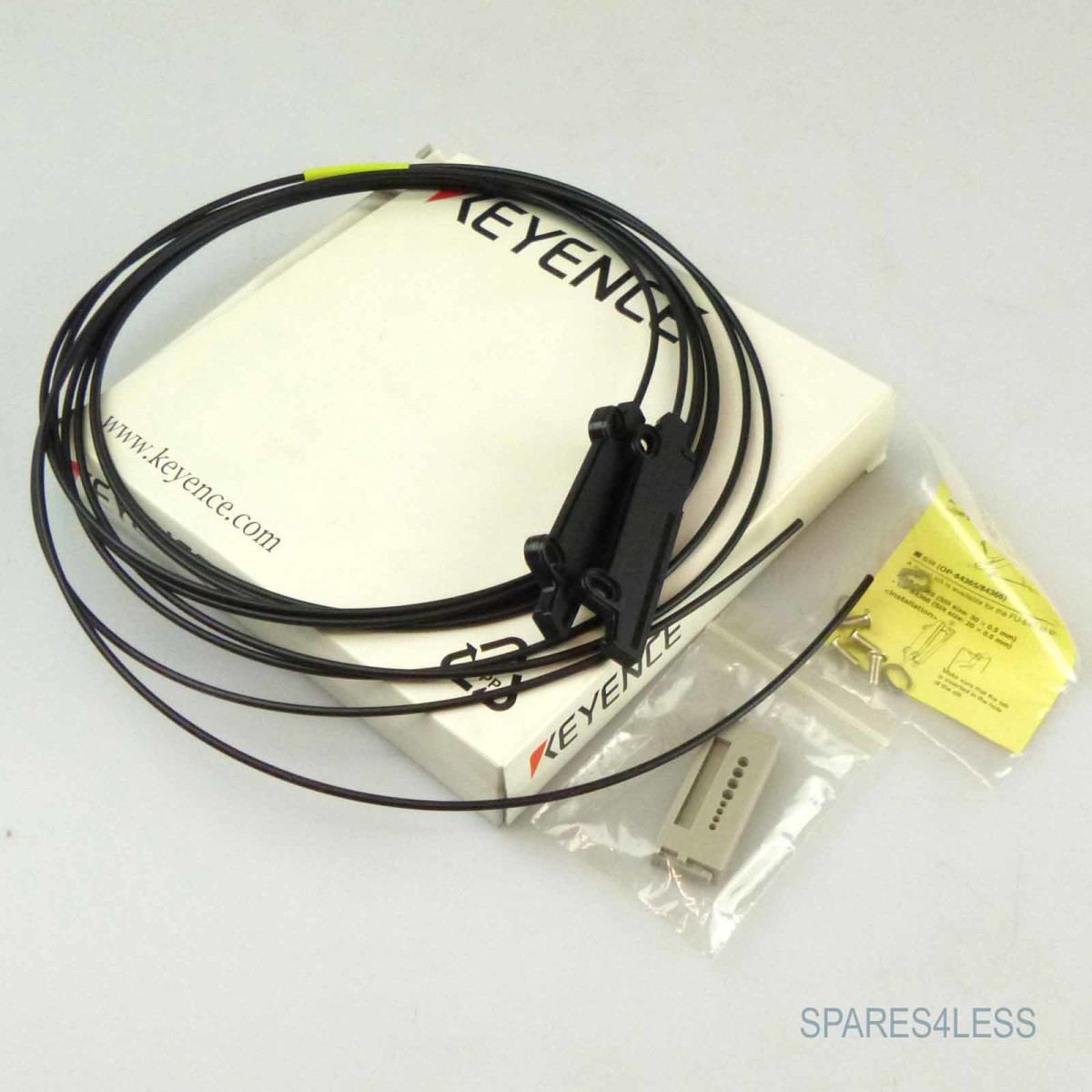 Keyence Transmittierendes Lichtleitergerät FU-E40 OVP