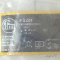 ifm efector induktiver Sensor IFS204 IFB3004BBPKG/M/US-104-DPS OVP