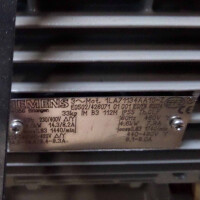 Siemens Niederspannungsmotor 1LA7113-4AA10-Z + 2CW2210 + 1XP8001-1/1024 NOV