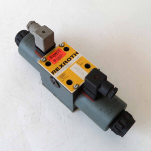 Rexroth Wege-Schieberventil 4WE 10 F30/CG24N9Z4 594386/5 GEB