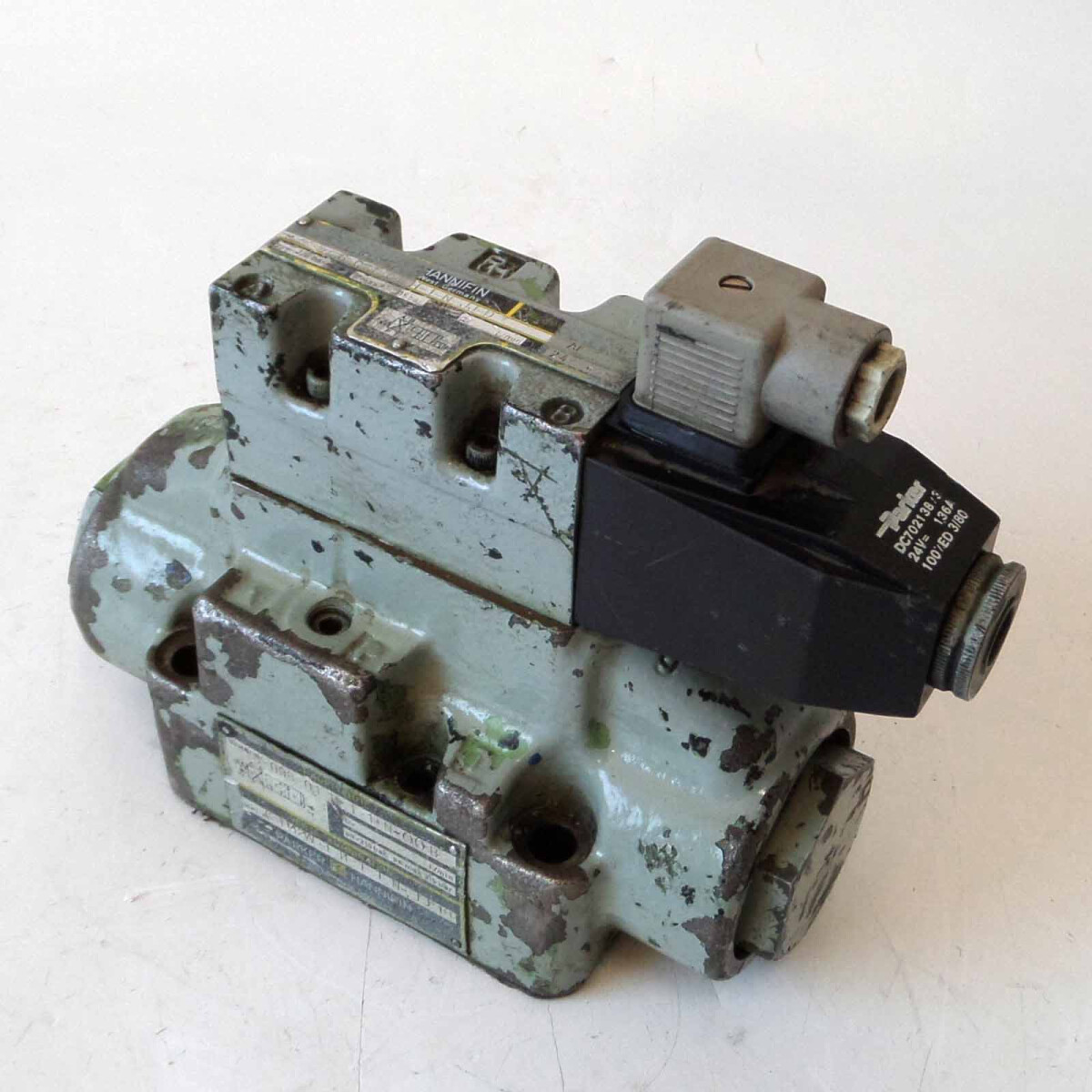 Parker Hannifin Ventil-Kombination G-D42W-1-H-1-1-N-JJ-18...