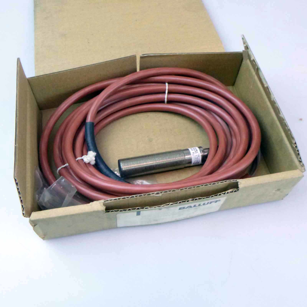 Balluff induktiver Sensor BES516-105-SA-2-05 OVP