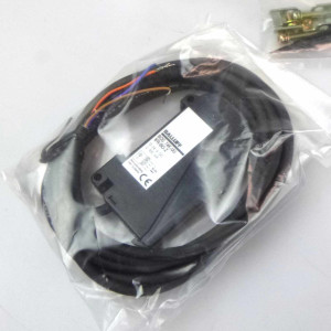 Balluff Optosensor BOS 74K-UU-1FR-BO-Z OVP