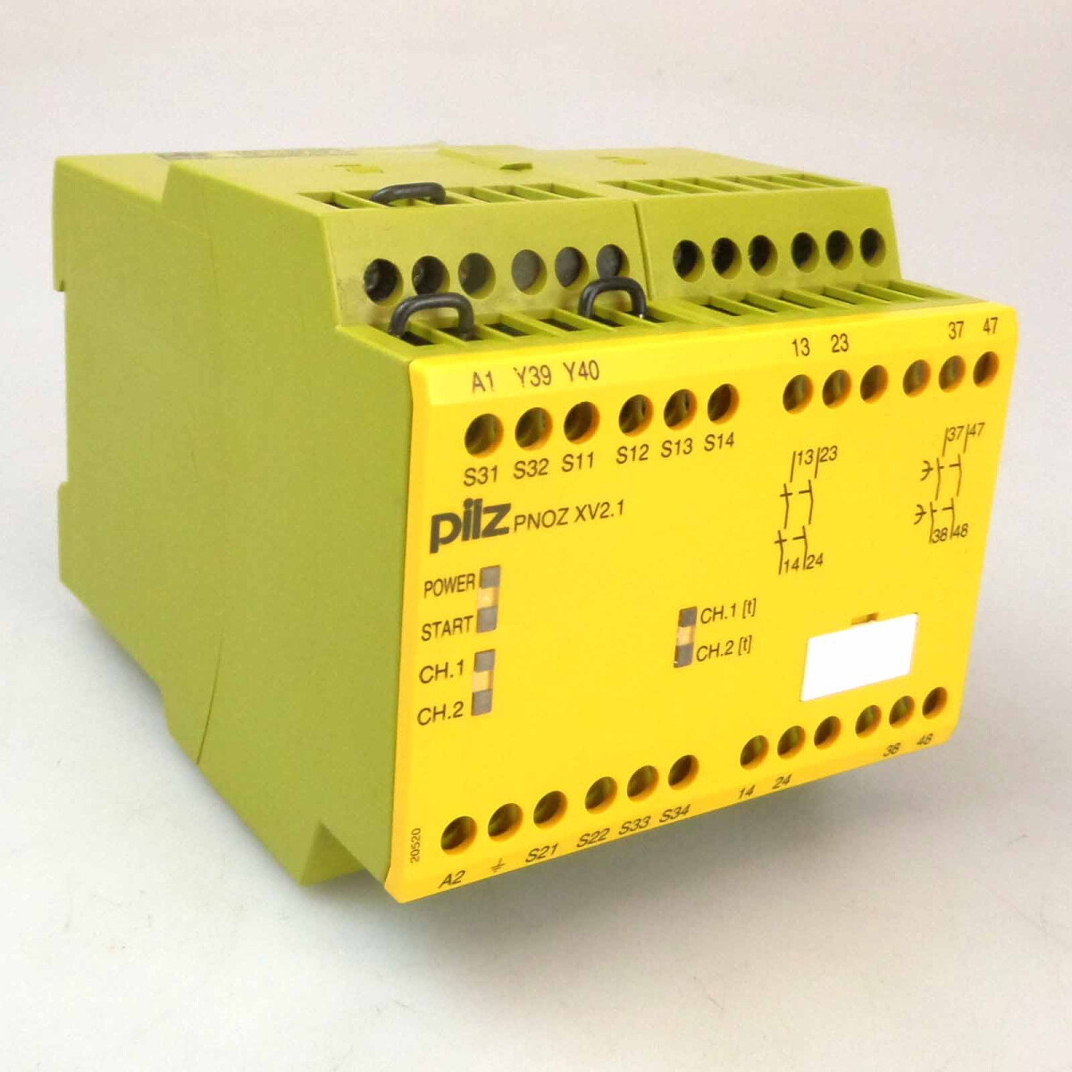 Pilz Sicherheitsschaltgerät PNOZ XV2.1 0.5 24-240VACDC 