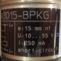 ifm efector induktiver Sensor II5284 IIA3015-BPKG NOV
