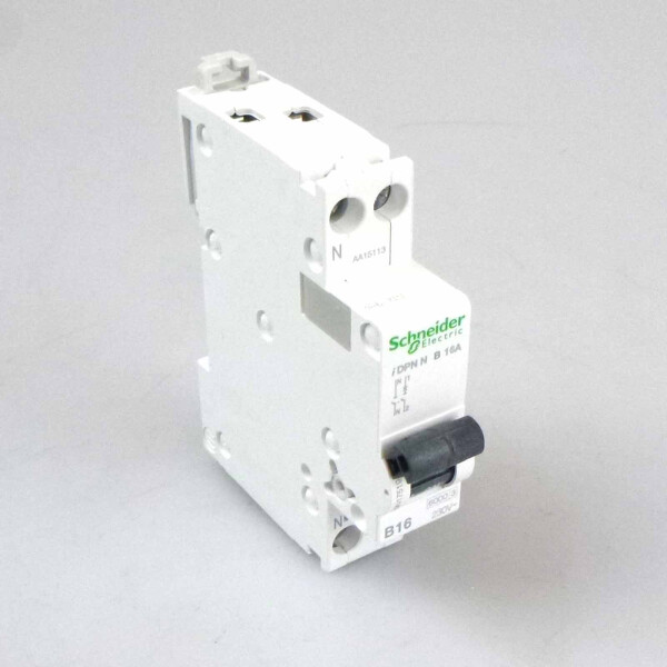 Schneider Electric Leitungsschutzschalter A9N17519 053058 1P+N 16A NOV