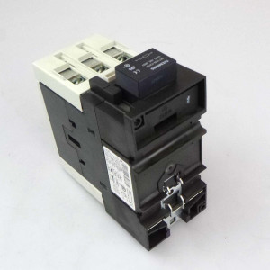 Siemens Schütz 3RT1046-1AP04 230V #K3 GEB