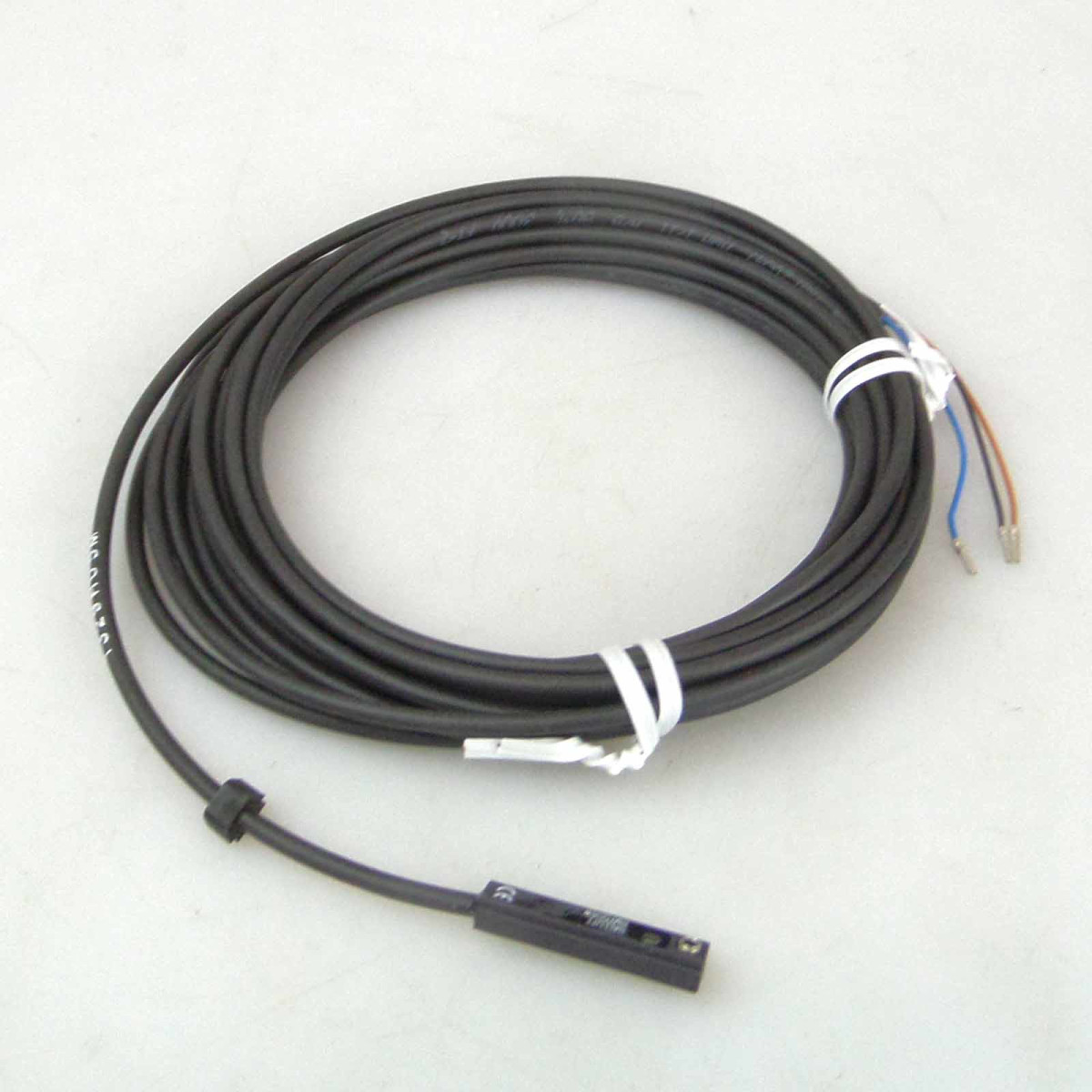 Balluff Magnetfeldsensor BMF006W BMF 307K-PS-C-2-PU-05 NOV