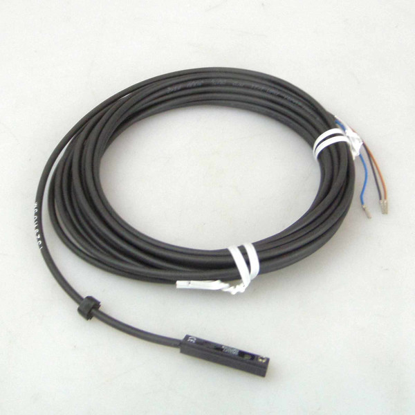 Balluff Magnetfeldsensor BMF006W BMF 307K-PS-C-2-PU-05 NOV