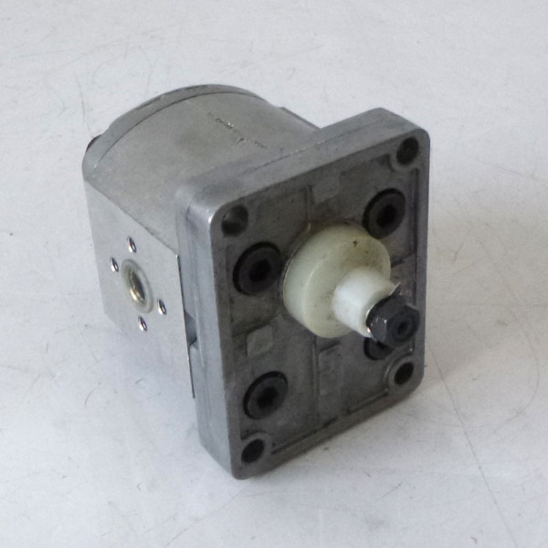 Sauer-Sundstrand Hydraulikpumpe TFP100/3,2D NOV