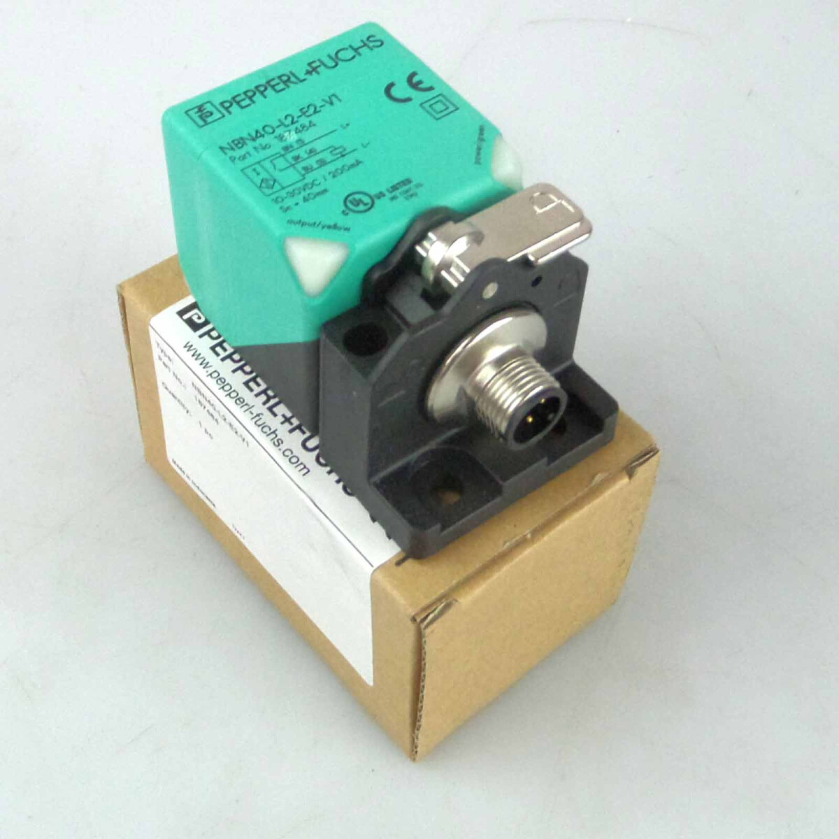 Pepperl+Fuchs induktiver Sensor NBN40-L2-E2-V1 187484 OVP