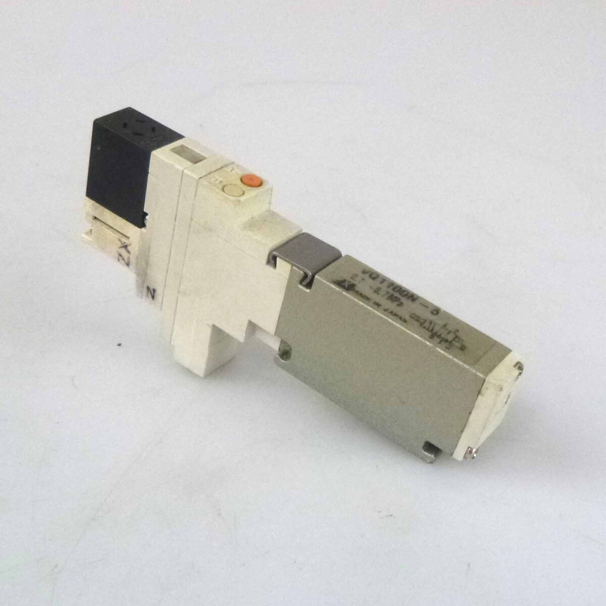 SMC Magnetventil VQ1100N-5 GEB