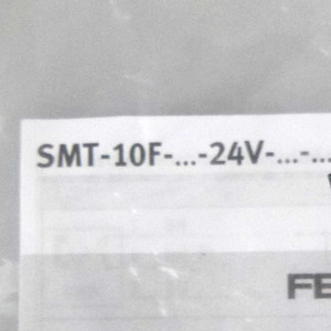 Festo Näherungsschalter SMT-10F-PS-24V-K0.3L-M8D 525916 OVP