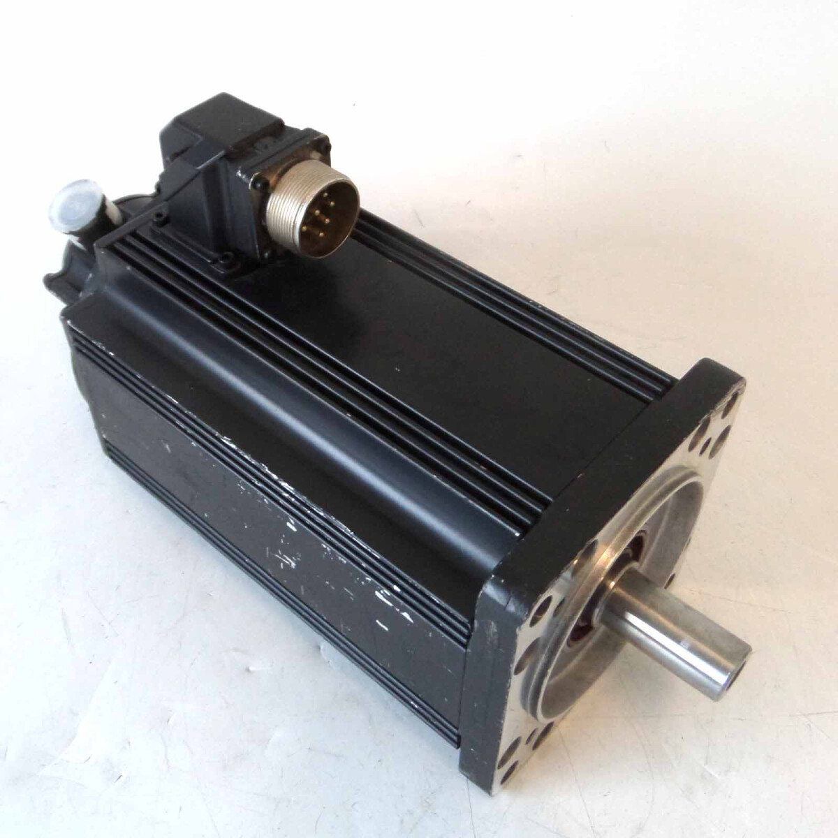 Rexroth Indramat Servomotor MDD093B-N-020-N2L-110PA0 258201 