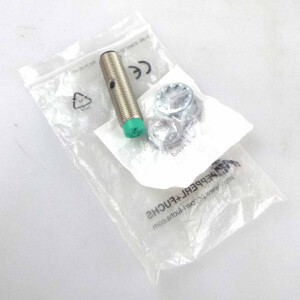 Pepperl+Fuchs Induktiver Sensor NJ4-12GM40-E2-V1 86389 OVP