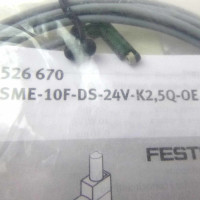 Festo Näherungsschalter SME-10F-DS-24V-K2,5Q-OE 526 670 OVP