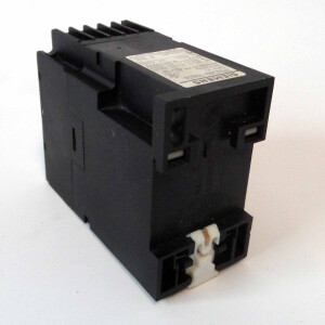 Siemens Zeitrelais 7PU2240-0BB30 0,06-0,6s 24V GEB