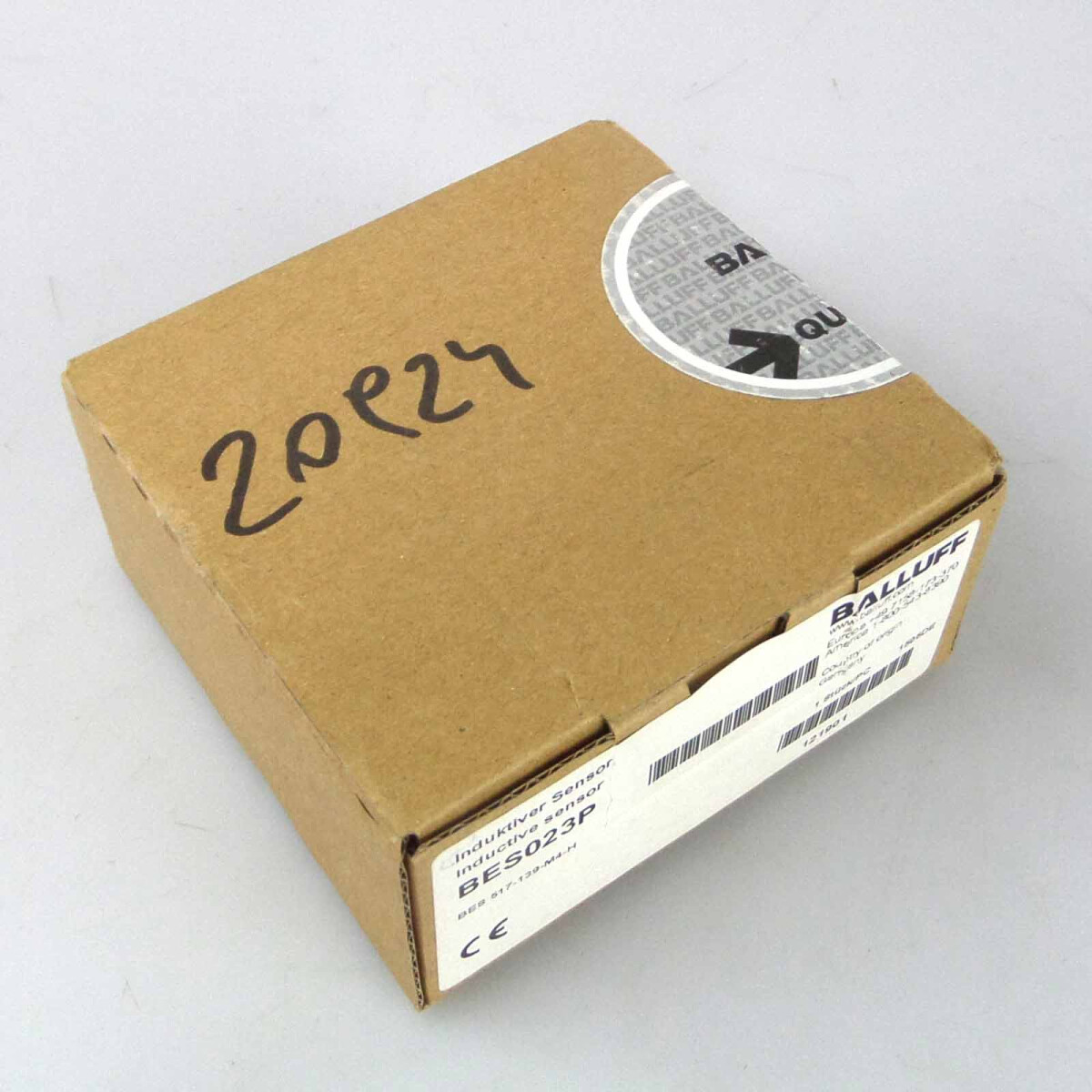 Balluff induktiver Sensor BES023P BES 517-139-M4-H SIE