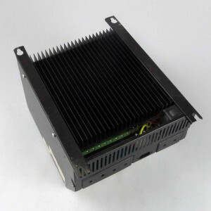 Lenze Frequenzumrichter 8300 8303_E.1C.23 336723 #K2 GEB