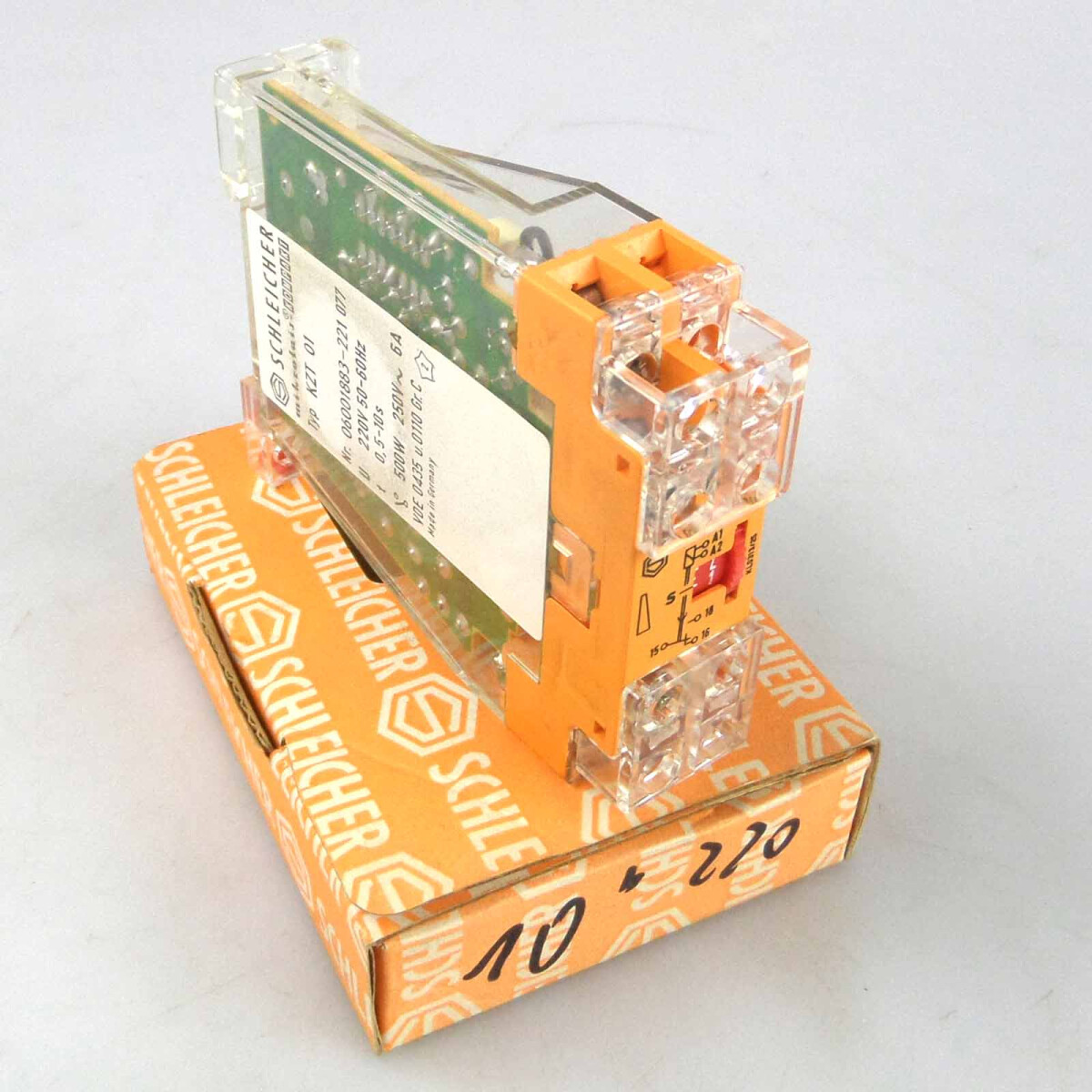 SCHLEICHER Zeitrelais KZT01 06001883-221  t=0,5-10s OVP