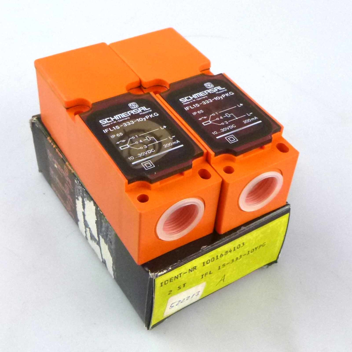 SCHMERSAL Näherungsschalter IFL15-333-10yPKG 1001684103