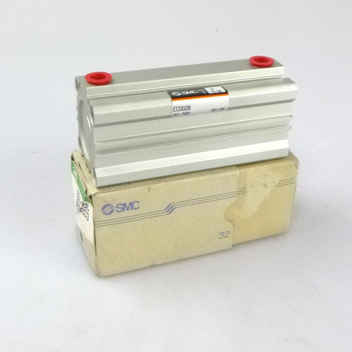 SMC Kompaktzylinder ECDQ2B 32-75D OVP