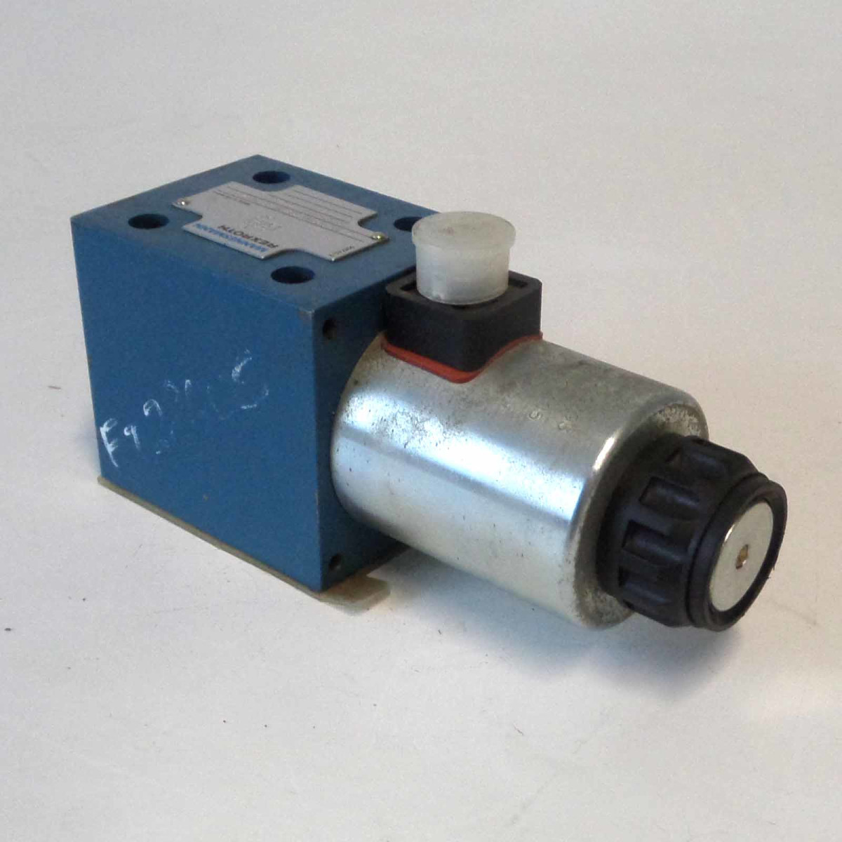 Rexroth Mannesmann Druckreduzierventil 4 WE 10 HA 32/CG24N9K