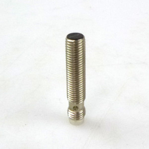 Balluff Induktiver Sensor BES0432 - BES M12EE-POC40B-S04G-L01 NOV