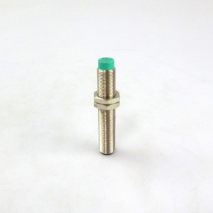 Pepperl+Fuchs Induktiver Sensor NBN4-12GM60-A2-V1 84010 NOV