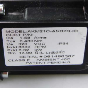 Kollmorgen Servomotor AKM21C-ANB2R-00 + PLE60 Ratio=25 GEB