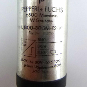 Pepperl+Fuchs Ultraschall Näherungsschalter UJ300-30GM-E2-V1 GEB