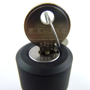 Siemens Schluesselschalter Ronis 3SB3000-4AD11-Z Z=SONDERSCHLIESSUNGEN: SB31, 421, 455 OVP
