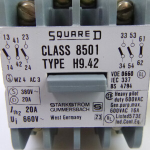 SQUARE D Schütz Class 8501 Type H9.42 220V OVP