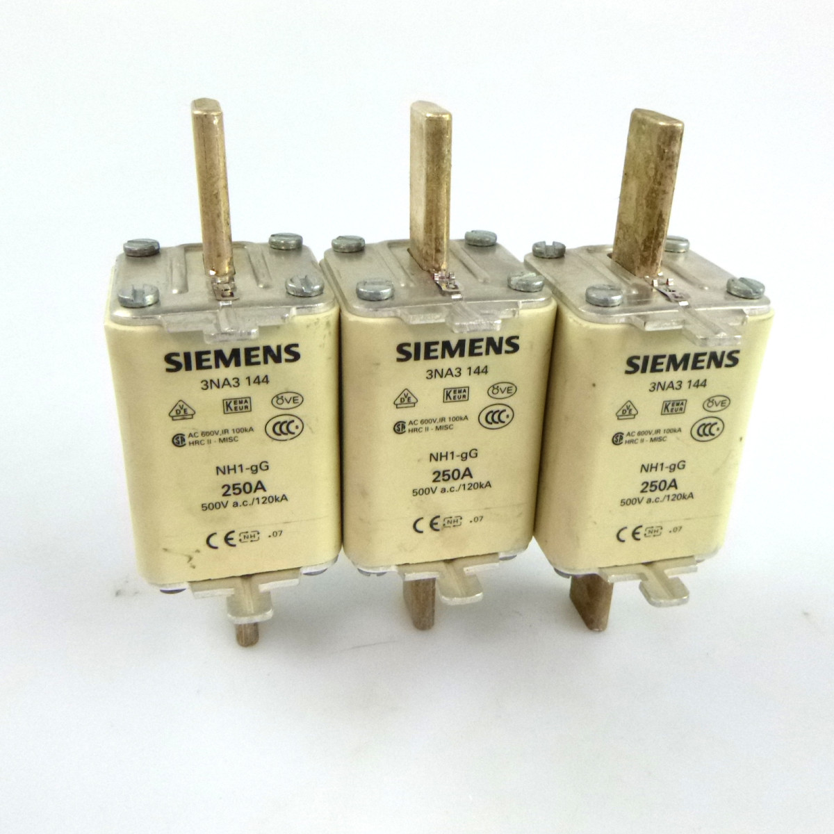 Siemens Sitor Sicherungseinsatz 3NA3 144 250A (3Stk.) GEB