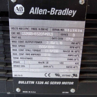 Allen Bradley AC-Servomotor 1326AB-B520F-M2LS Series B GEB