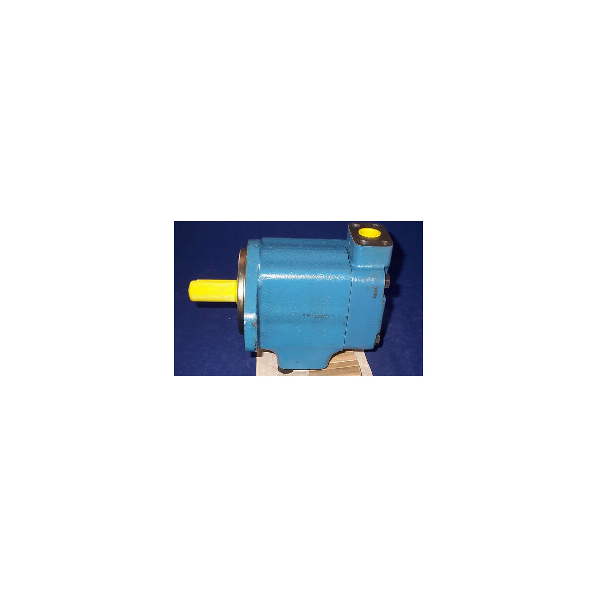 Rexroth Flügelzellenpumpe PVV1-11/046RA15UVB NOV