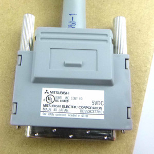 Mitsubishi Electric Kabel QC06B 129591 5VDC (2Stk) OVP